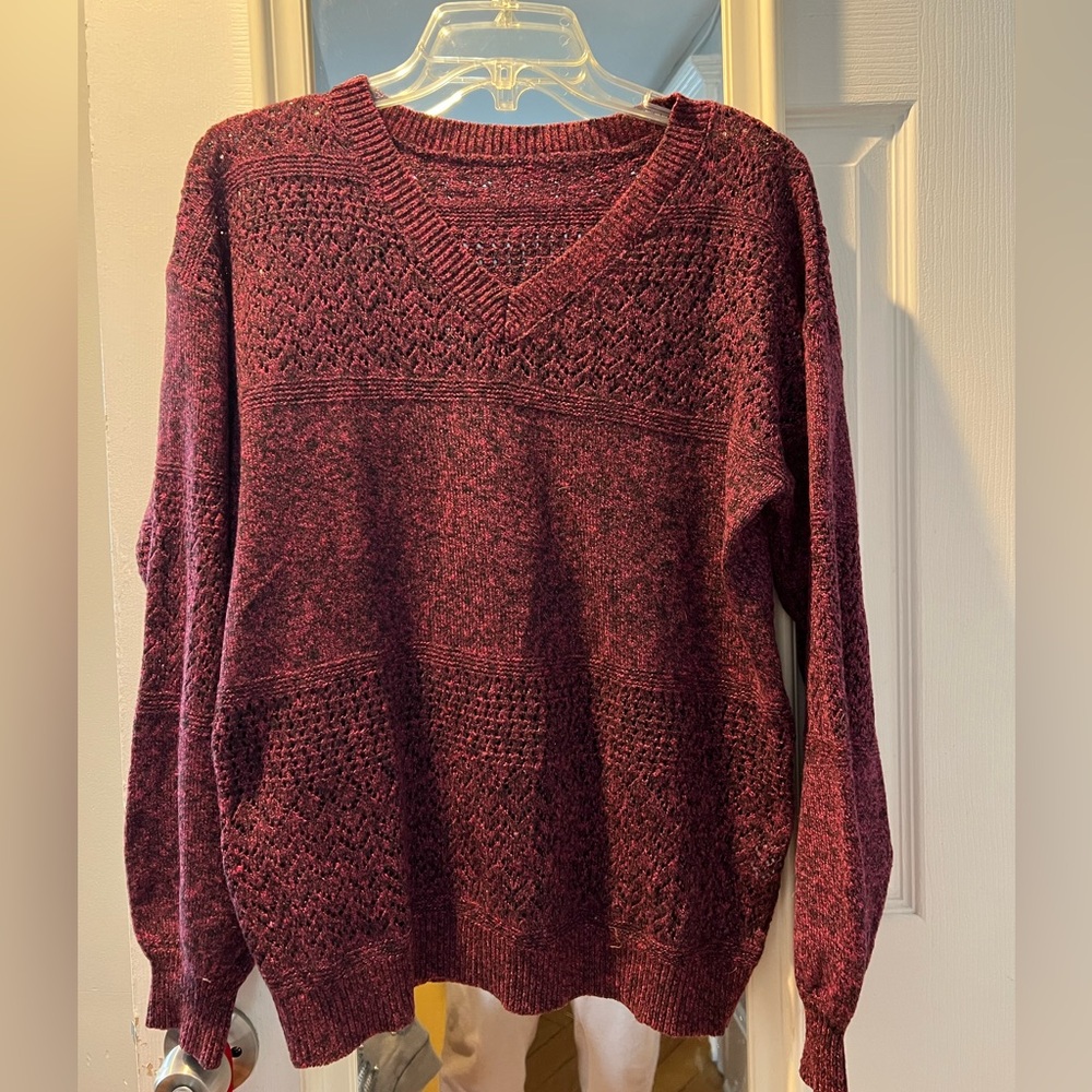 Women's V-Neck Knit Sweater - Maroon